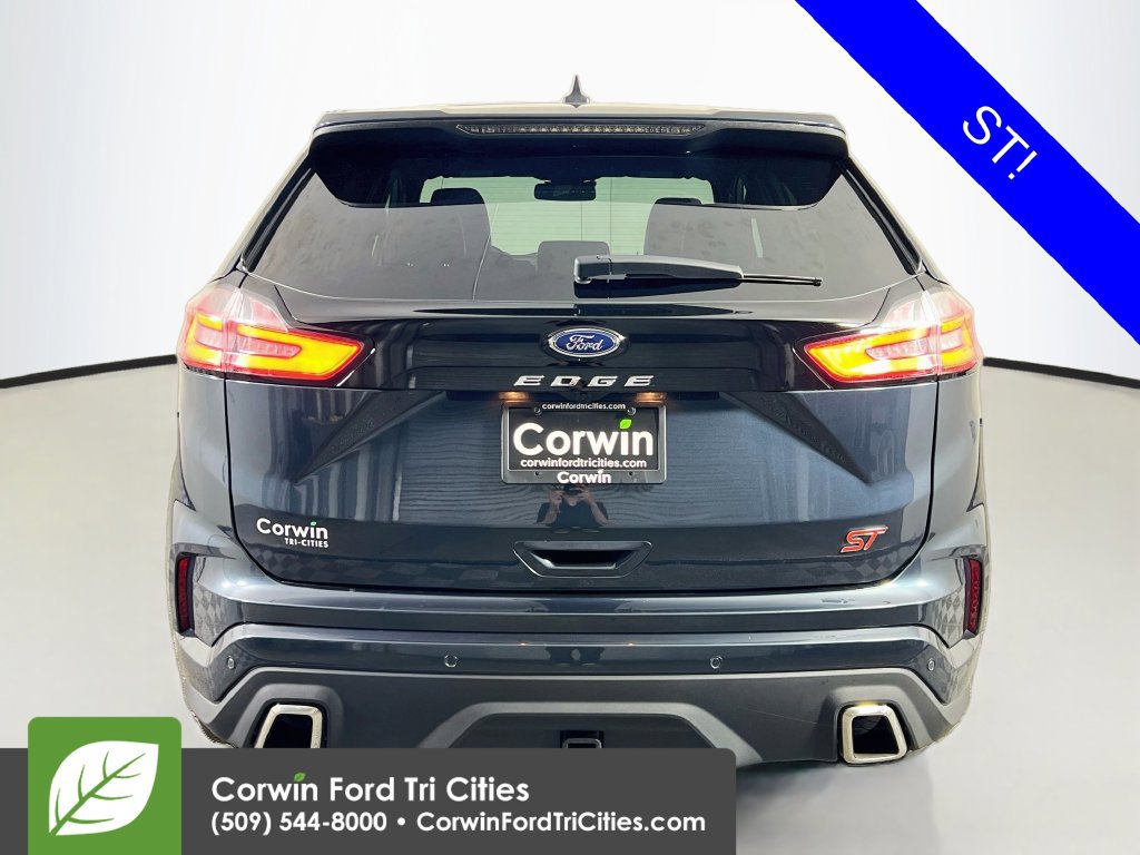 Used 2022 Ford Edge ST AWD/4WD image 12