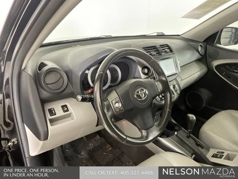 Used 2012 Toyota RAV4 Limited w/ Navigation Value Pkg FWD image 31