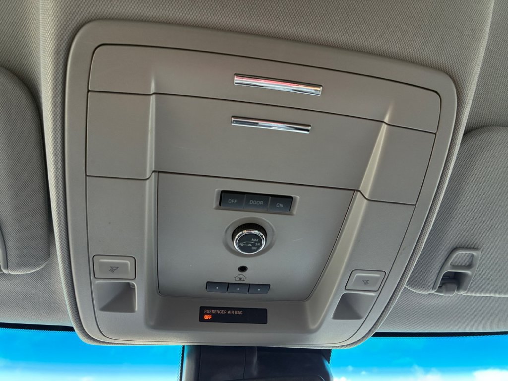 Used 2018 Chevrolet Tahoe LT RWD image 7