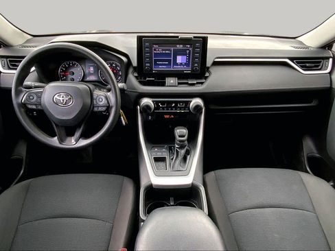 Used 2022 Toyota RAV4 LE FWD image 15