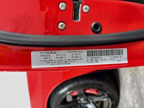 Used 2019 Dodge Challenger SRT Hellcat RWD image 16