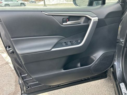 New 2025 Toyota RAV4 XLE image 18