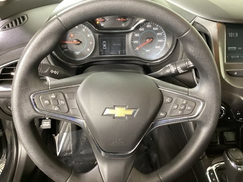 Used 2018 Chevrolet Cruze LT w/ Convenience Package image 25
