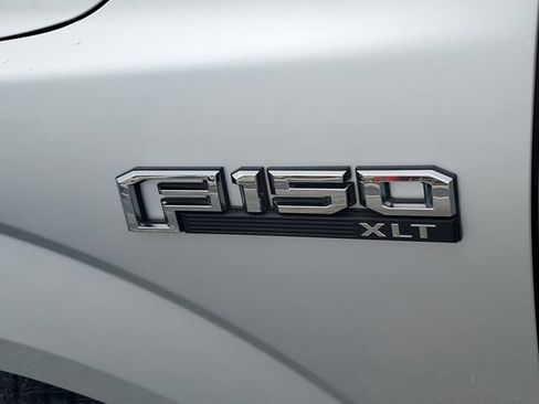 Used 2015 Ford F150 XLT w/ Equipment Group 302A Luxury RWD image 27