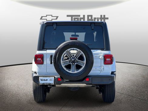 Used 2021 Jeep Wrangler Unlimited Sahara w/ LED Lighting Group AWD/4WD image 5