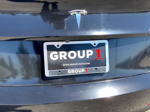 Used 2020 Tesla Model 3 Standard Range Plus image 10