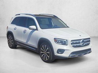 Used 2022 Mercedes-Benz GLB 250 4MATIC video 4