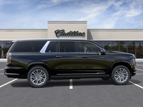 New 2026 Cadillac Escalade ESV Luxury AWD/4WD image 5