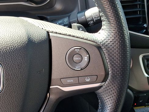 Used 2023 Honda Passport EX-L image 23