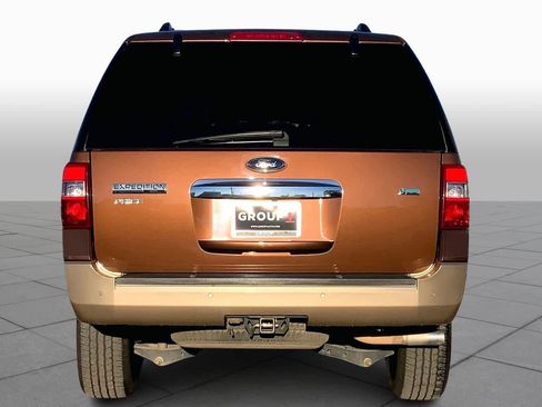 Used 2012 Ford Expedition EL XLT image 4