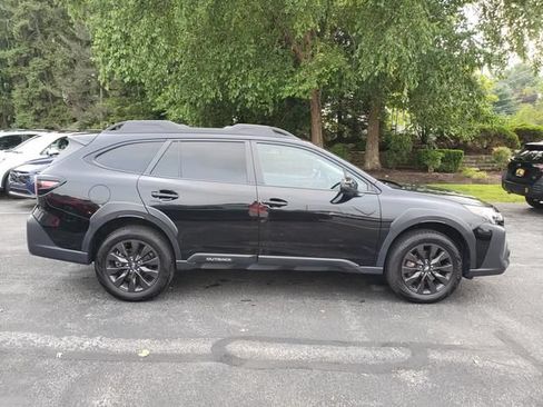 Used 2025 Subaru Outback Onyx Edition XT AWD/4WD image 2