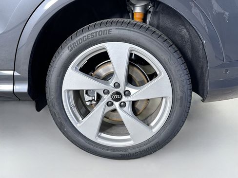 New 2025 Audi Q5 Premium Plus image 31