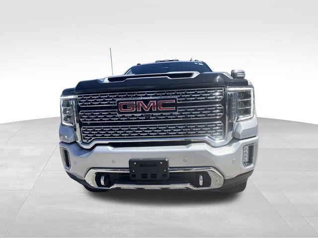Used 2022 GMC Sierra 2500 Denali AWD/4WD image 2