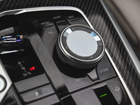 Used 2023 BMW X7 M60i w/ Executive Package image 36