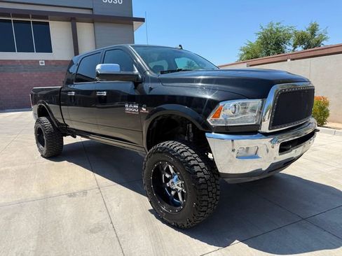 Used 2017 RAM 3500 Laramie w/ Convenience Group AWD/4WD image 5