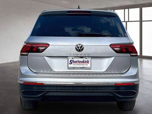 Used 2024 Volkswagen Tiguan S image 5