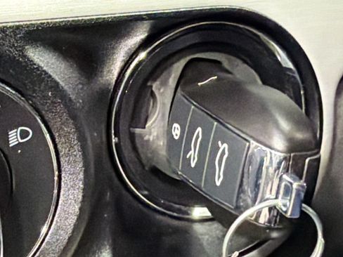 Used 2016 Porsche Cayman GT4 image 30