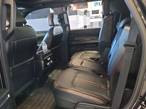 Used 2019 Ford Expedition Limited w/ Equipment Group 303A RWD image 11