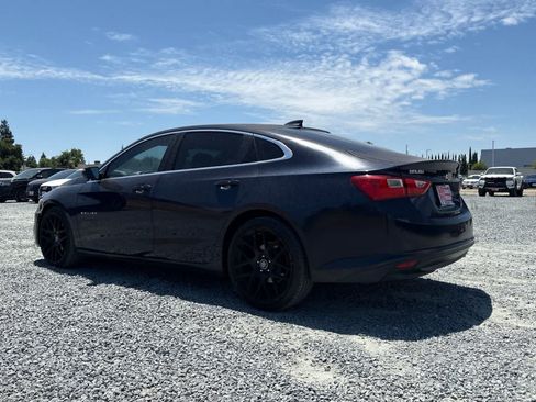 Used 2016 Chevrolet Malibu LT w/ Leather Package FWD image 7