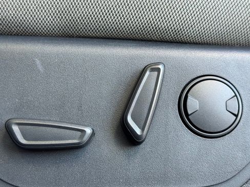 Used 2019 Ford F150 XLT w/ Equipment Group 302A Luxury image 13