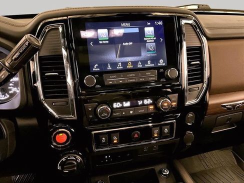 Used 2022 Nissan Titan Platinum Reserve w/ Moonroof Package AWD/4WD image 6