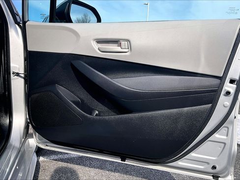Used 2024 Toyota Corolla LE image 22