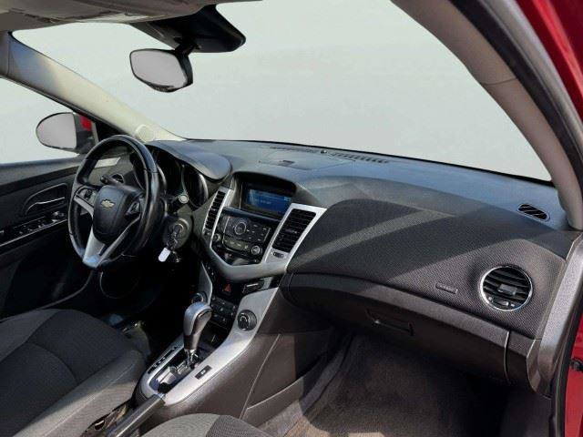 Used 2011 Chevrolet Cruze LT FWD image 49