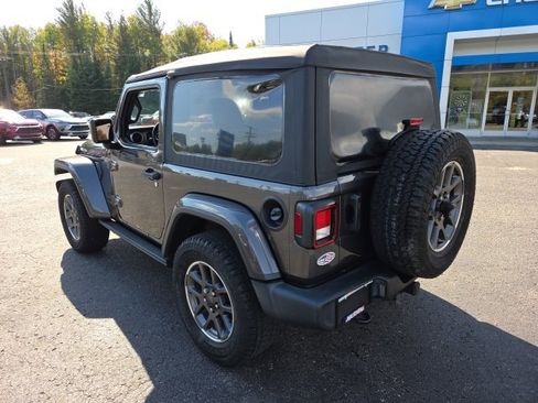 Used 2021 Jeep Wrangler Sport S image 24