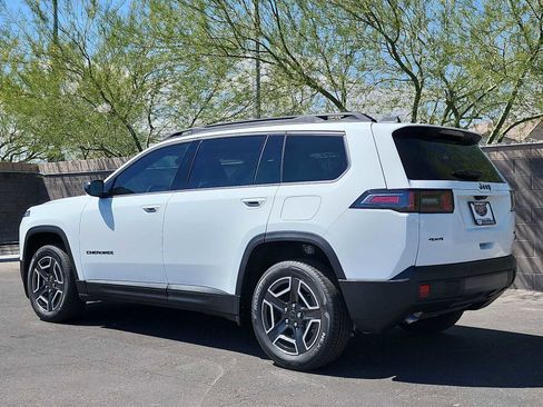 New 2026 Jeep Cherokee Laredo AWD/4WD image 7