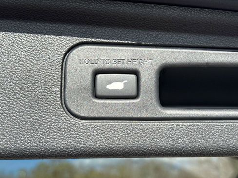 New 2026 Honda Odyssey Touring image 13