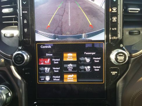 Used 2020 RAM 1500 Limited image 31