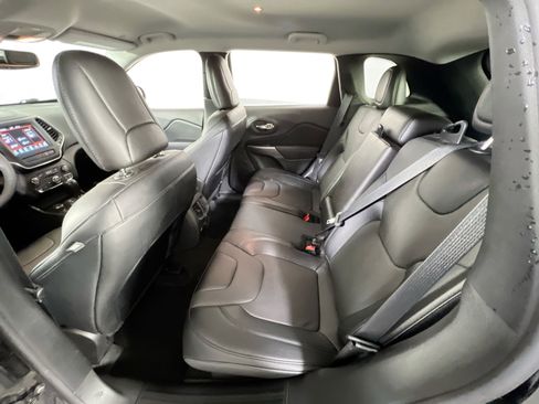 Used 2022 Jeep Cherokee Latitude Lux image 23