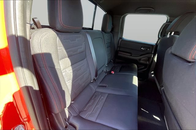Used 2025 Nissan Frontier PRO-4X AWD/4WD image 30