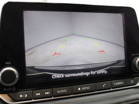 Used 2023 Nissan Rogue SV w/ SV Premium B Package AWD/4WD image 2