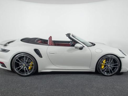 Used 2022 Porsche 911 Turbo S w/ 911 Turbo Sportdesign Package AWD/4WD image 14
