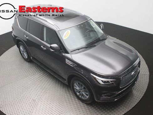 Used 2024 INFINITI QX80 Luxe RWD image 3