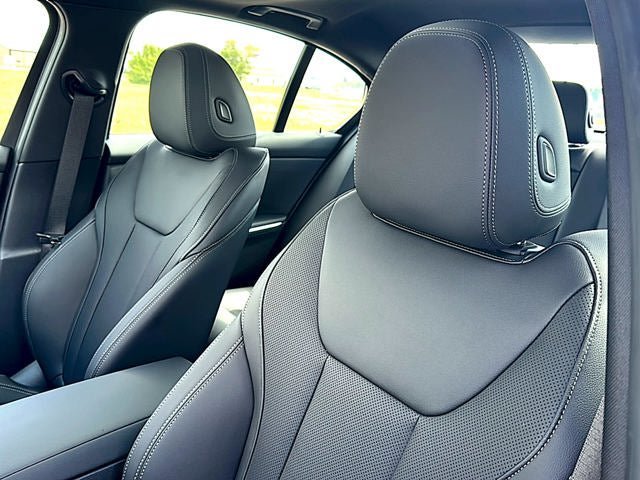 New 2026 BMW 330i Sedan w/ M Sport Package RWD image 42