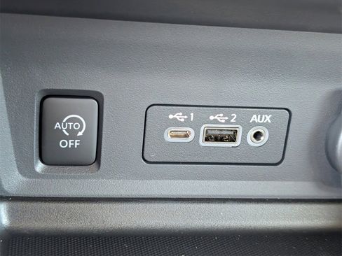 New 2025 Nissan Sentra SR w/ SR Premium Package image 15