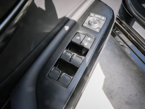 Used 2023 Lexus ES 350 w/ Premium Package FWD image 15