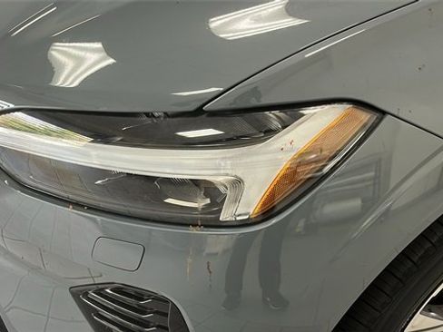 Certified 2023 Volvo XC60 B5 Plus w/ Climate Package image 7