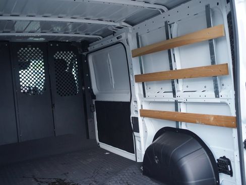 Used 2025 RAM ProMaster 2500 w/ U-Haul Equipment Group FWD image 12