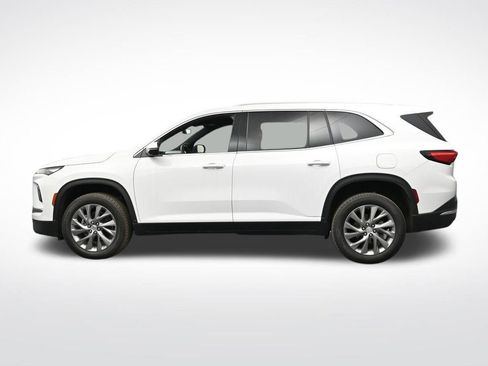 Used 2026 Buick Enclave Preferred AWD/4WD image 2