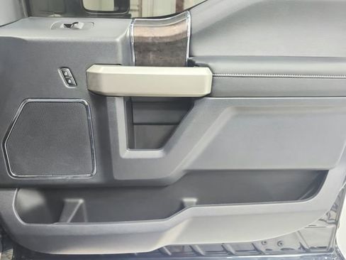 Used 2022 Ford F350 Lariat w/ Lariat Ultimate Package AWD/4WD image 40