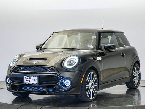 Used 2020 MINI Cooper S FWD image 1