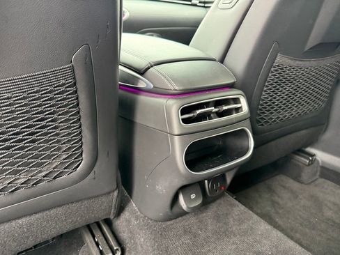 Used 2025 Genesis GV70 3.5T Sport w/ Sport Advanced Package image 24