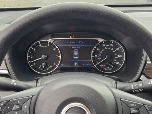 Used 2025 Nissan Altima 2.5 SV FWD image 29