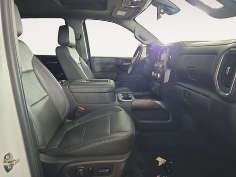 Used 2019 GMC Sierra 1500 SLT w/ SLT Premium Plus Package AWD/4WD image 8
