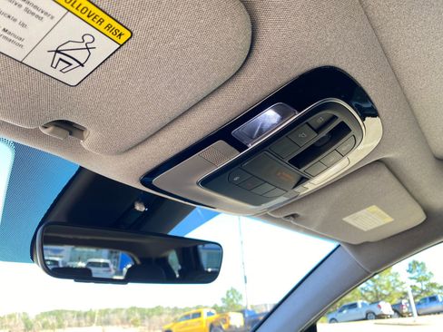 Used 2022 Hyundai Santa Fe Limited w/ Cargo Package image 24