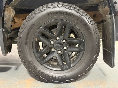 Used 2020 Chevrolet Silverado 1500 RST w/ True North Edition AWD/4WD image 9