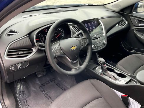 Used 2023 Chevrolet Malibu RS image 16